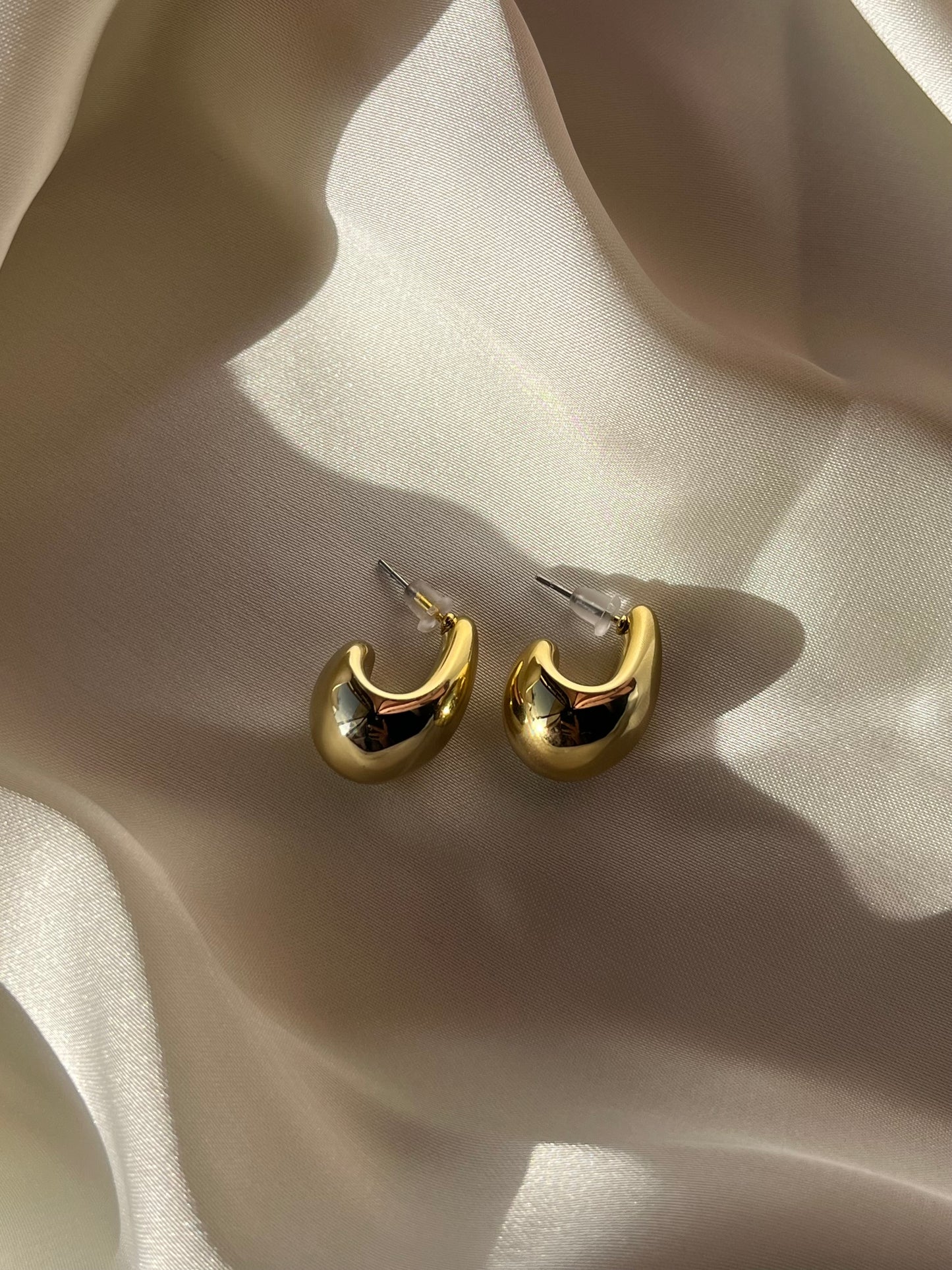Stella Hoops