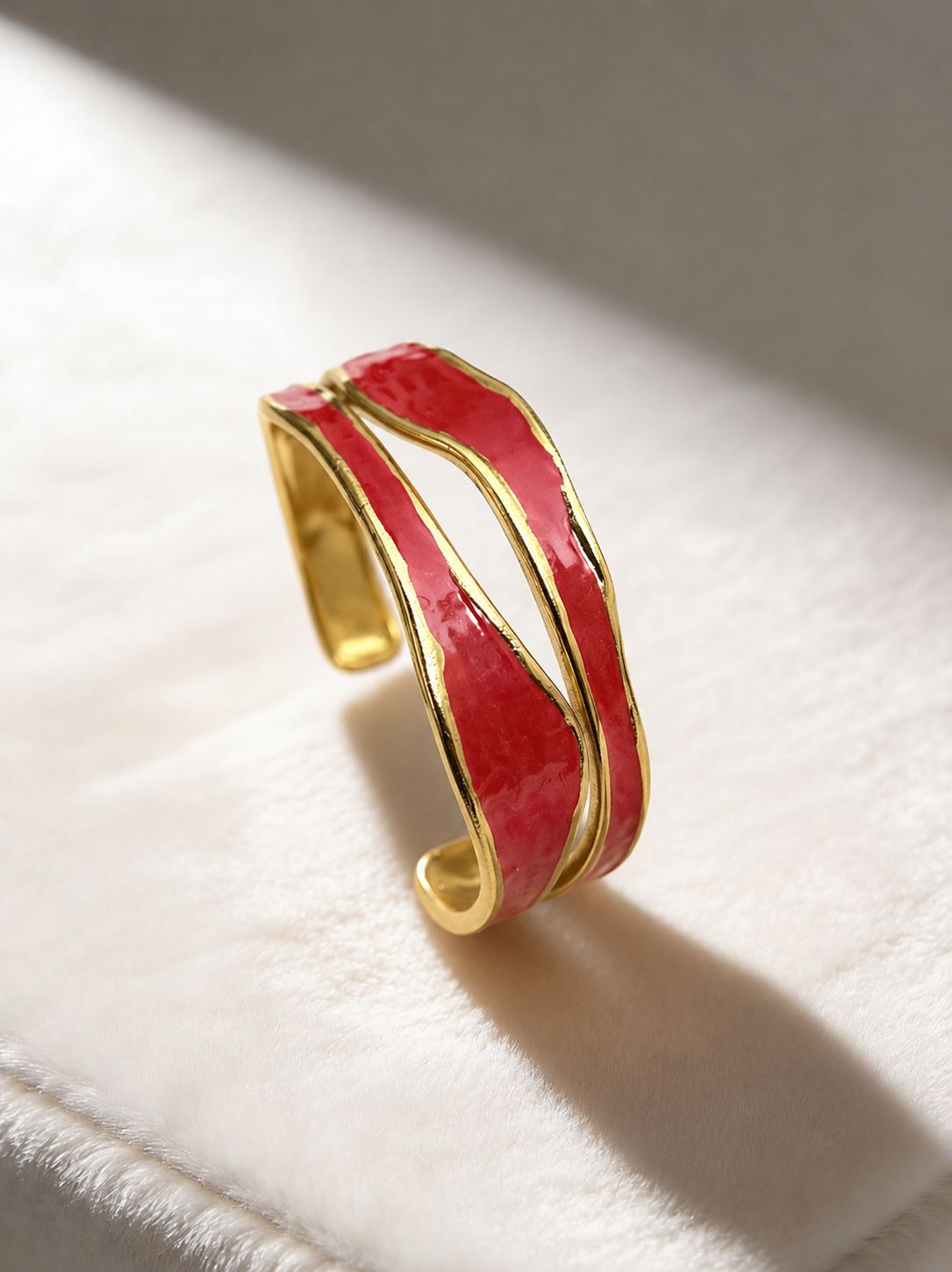 Shoreline Cuff