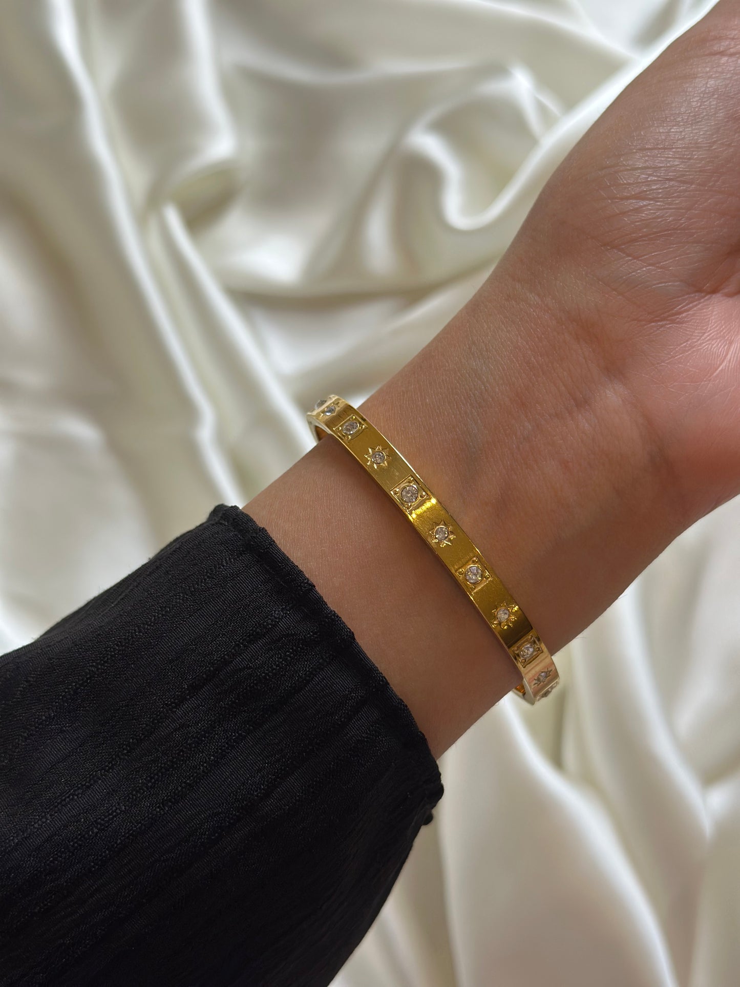 Radiance Cuff
