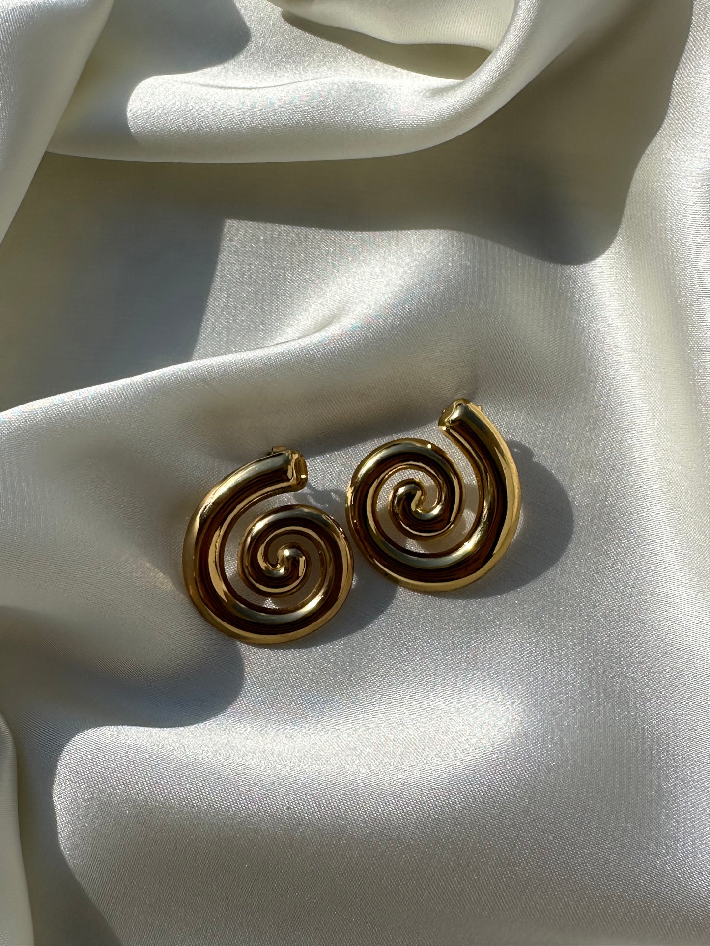 Golden Whirl