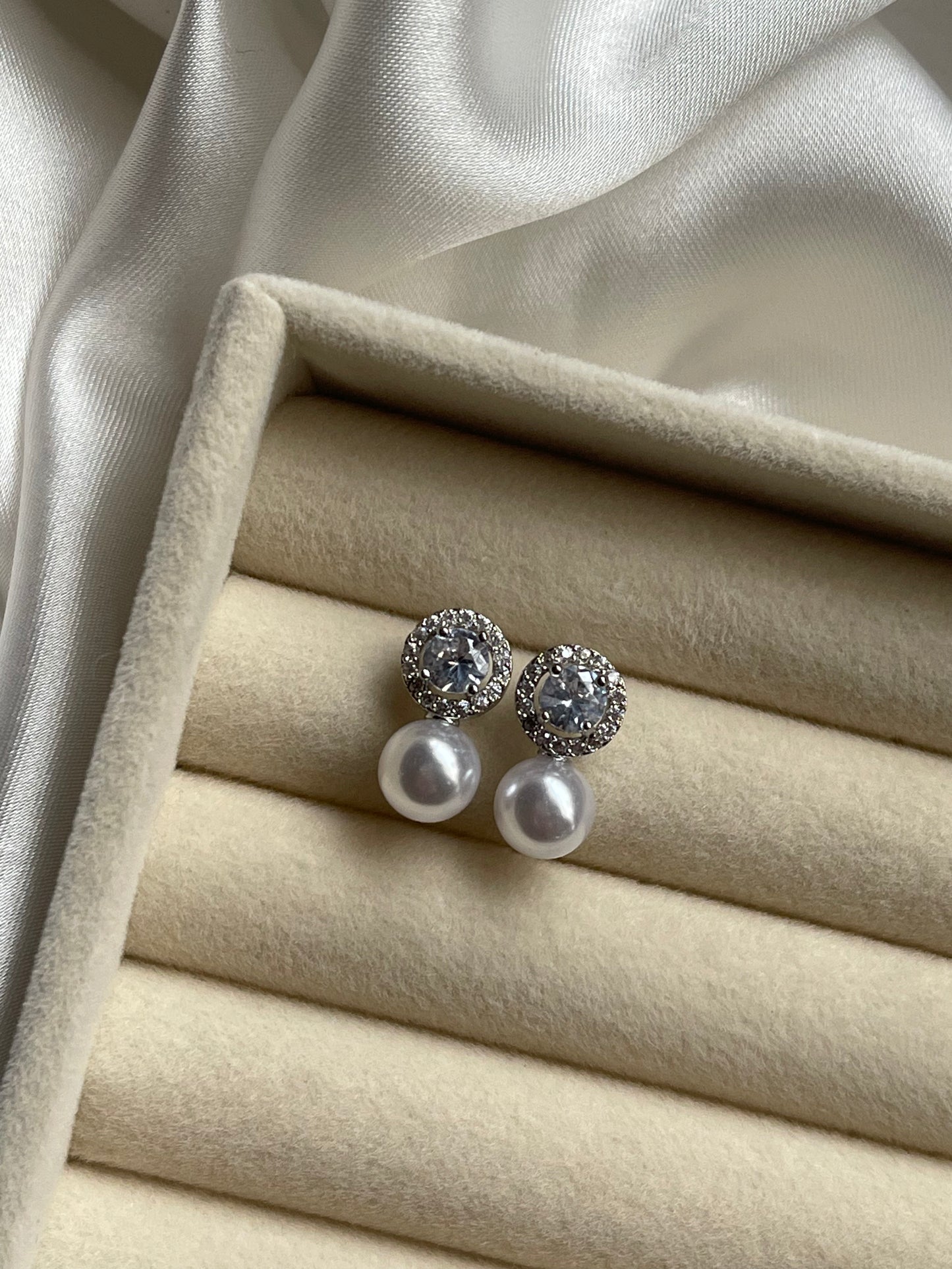 Dainty Pearl Earrings