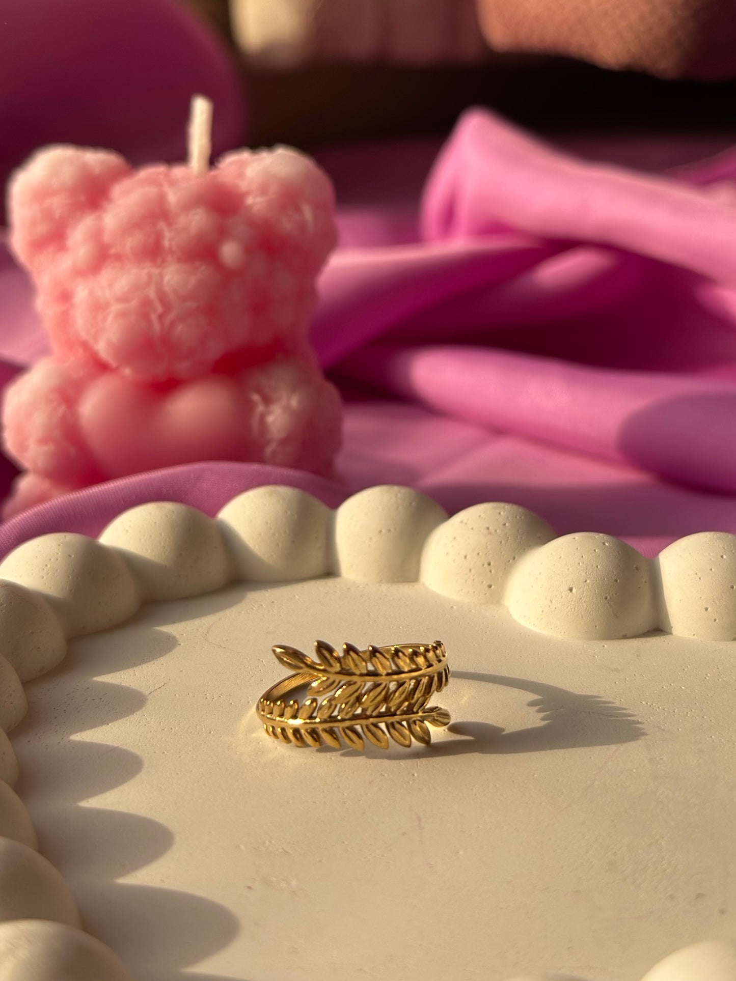 Leafy Ring