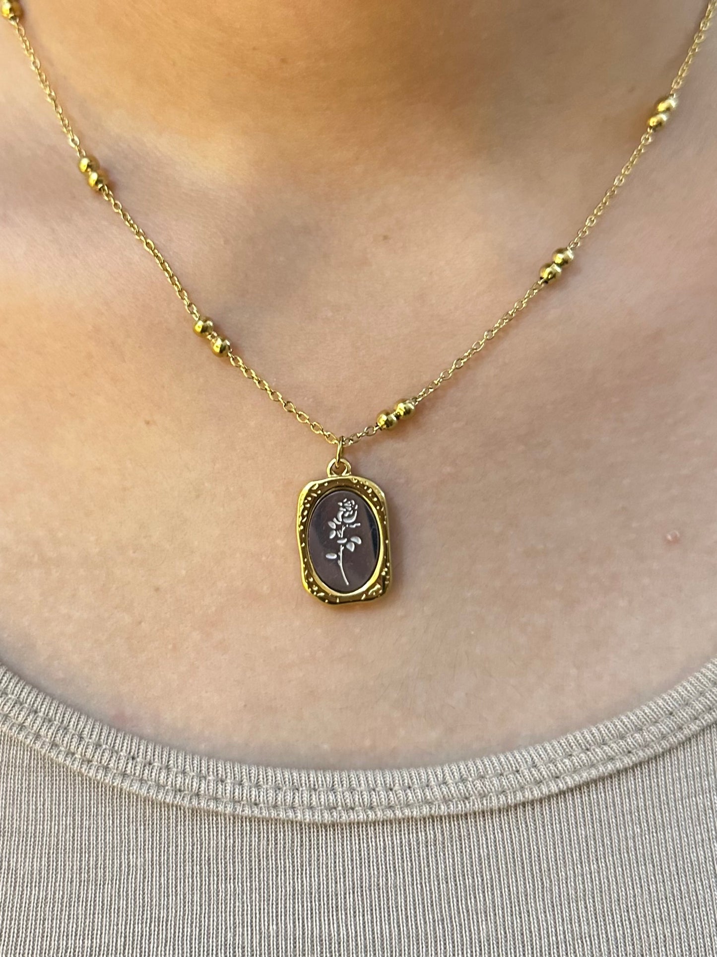 Fleur Necklace