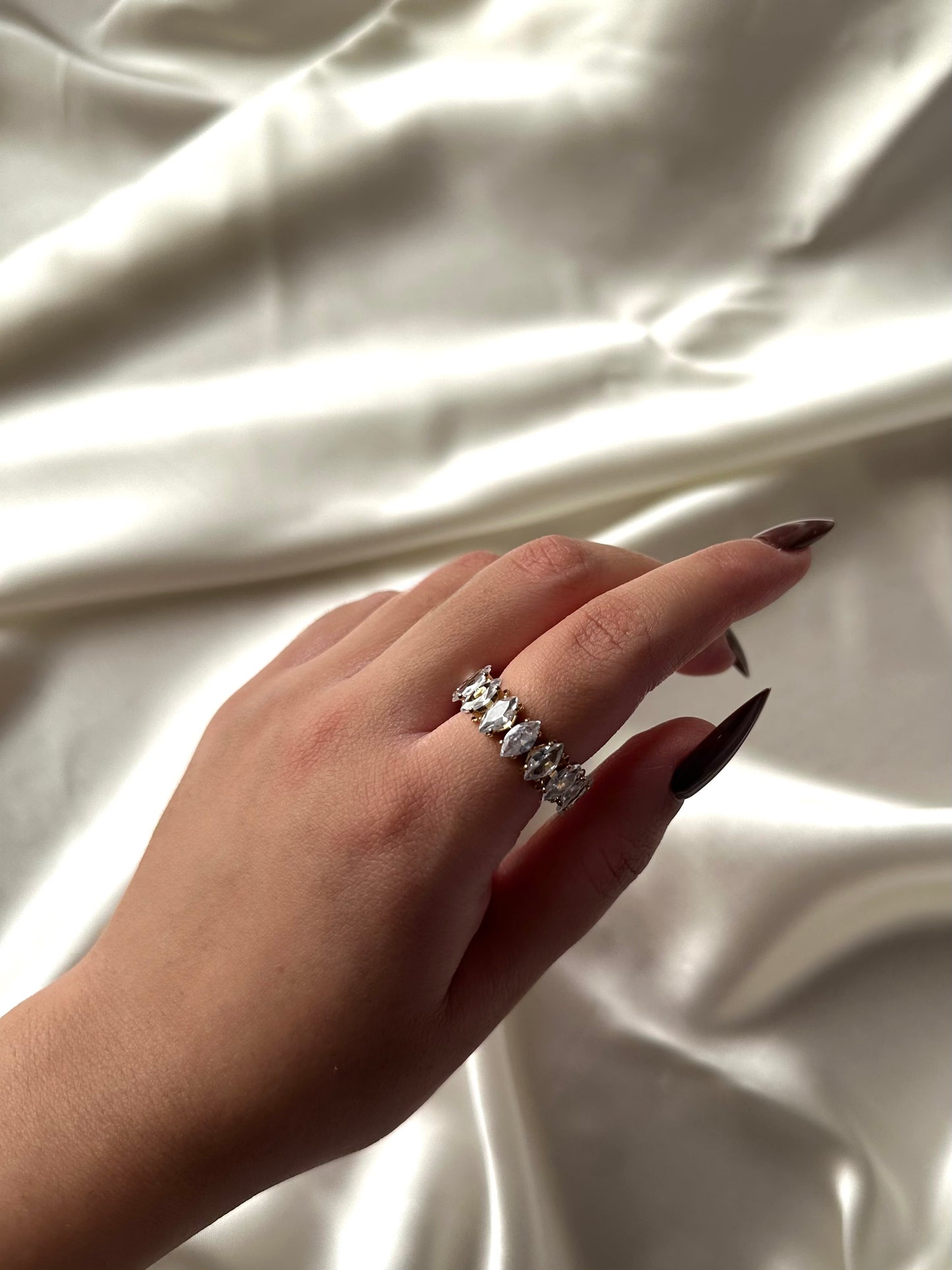 Elara Crystal Ring