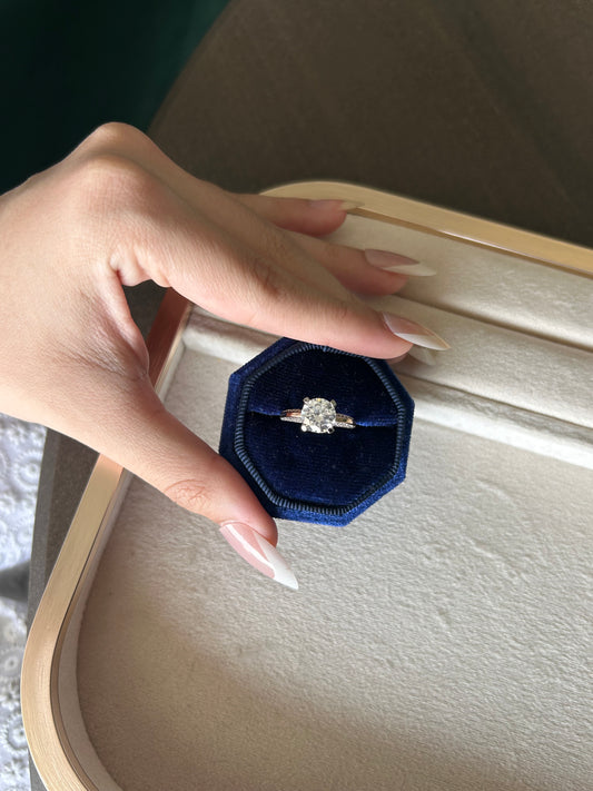Florine Ring