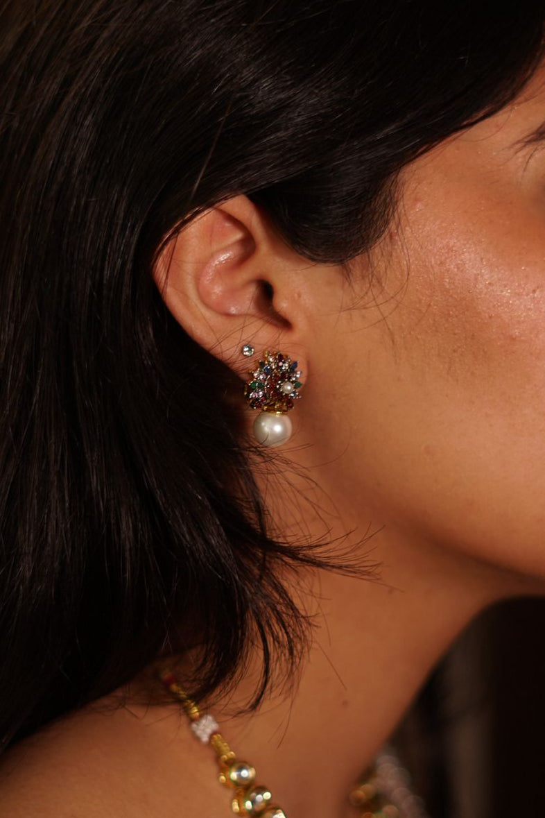 Gulnaar Pearl Studs